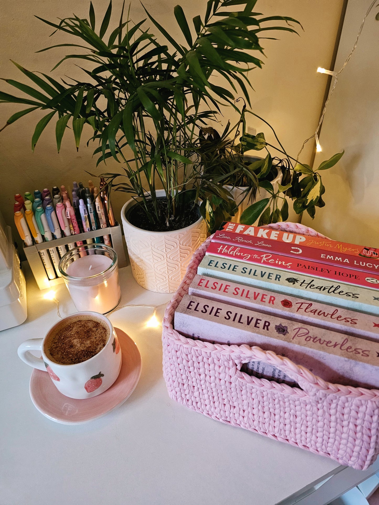TBR BOOK BASKET | WITHOUT HEARTS